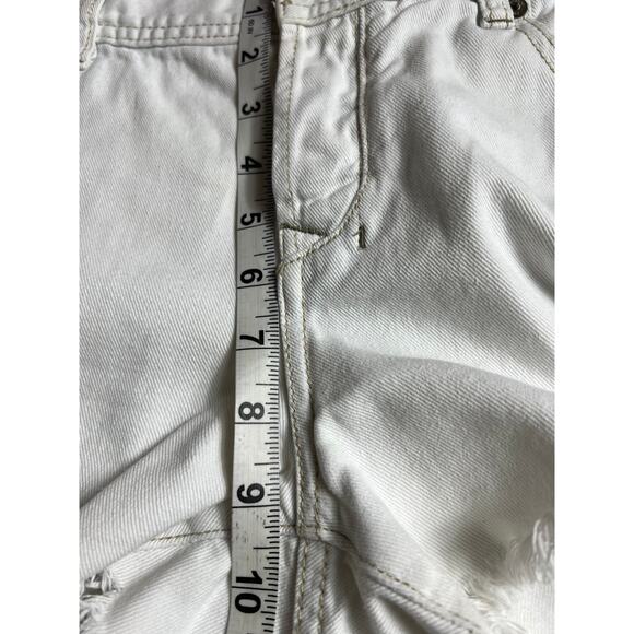 Free People White/Cream Women's Button Fly Jean Shorts Size 29 - Picture 5 of 6